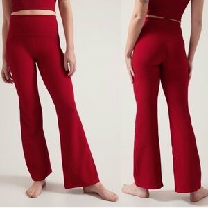 Athleta Salutation Stash Rib Flare Red Leggings Sz Medium Petite